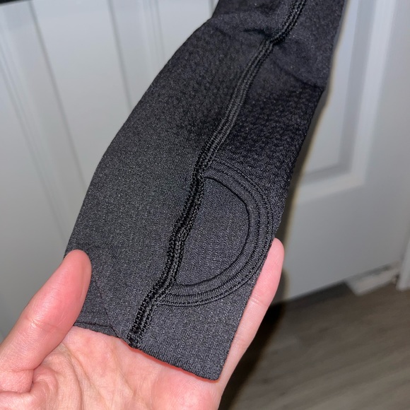 VITAL SEAMLESS 2.0 LONG SLEEVE CROP TOP GYMSHARK - Picture 7 of 13